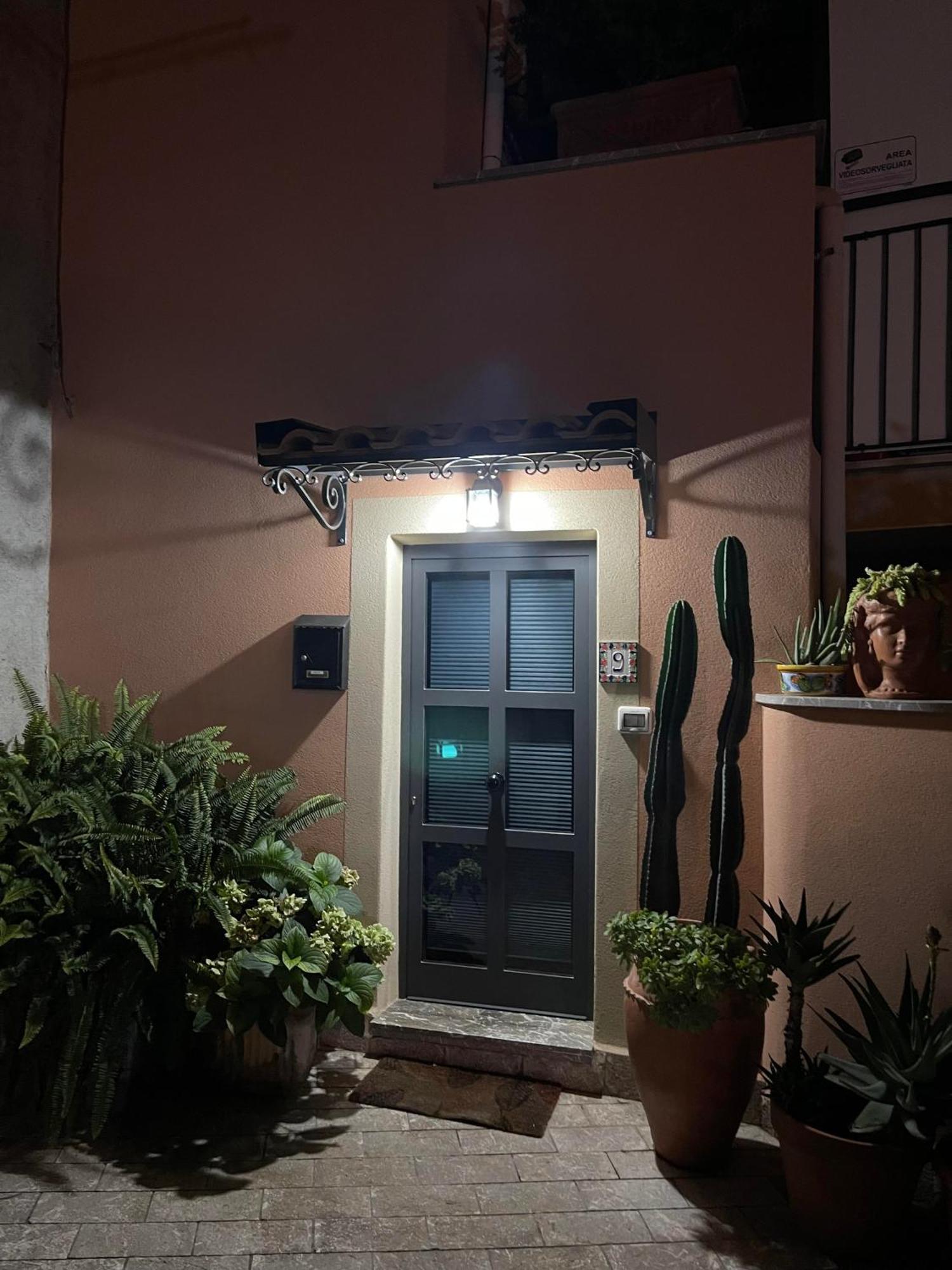 The Secret Garden Vila Forza dʼAgro Exterior foto